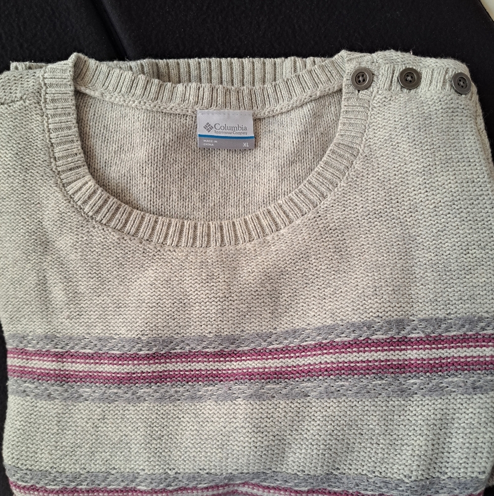 Columbia sportswear co. Size XL ladies pullover sweater.  New, very warm. 49.00